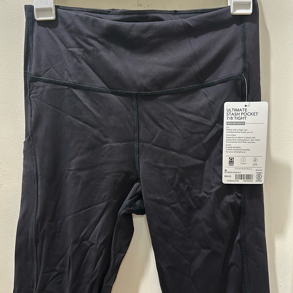 NWT Athleta Ultimate Stash 7/8 Tight